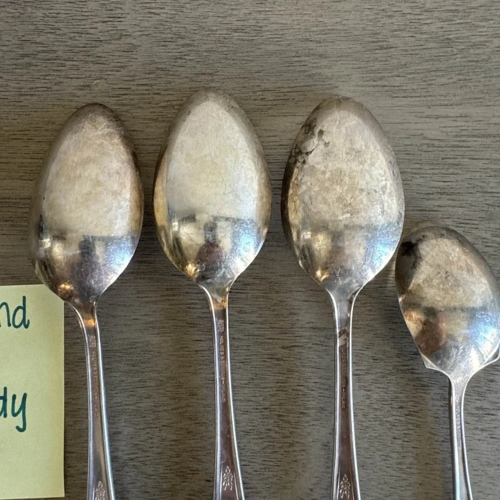 Holmes‎ & Edwards LOVELY LADY 1937 Silverplate Teaspoon Spoon Flatware